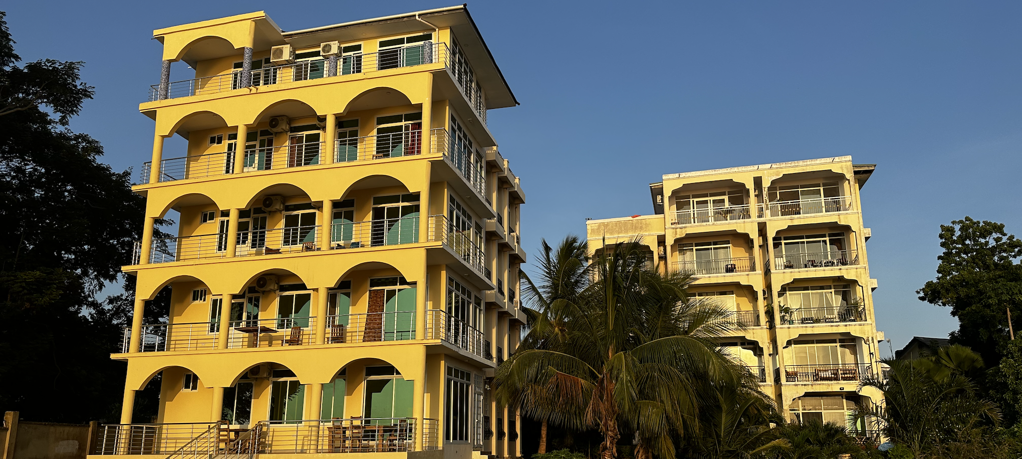 Seaview Apartments